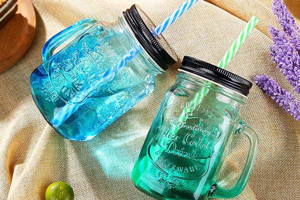 玻璃瓶定製品（pǐn）需更有特色