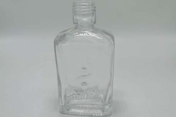 酒（jiǔ）瓶定製為何這麽受歡迎？